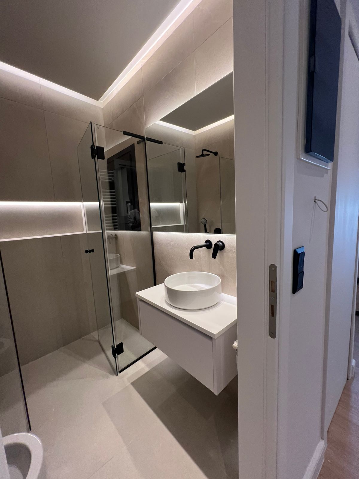 Apartment 1 - Image 3